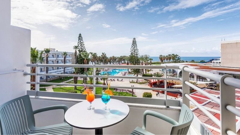 louis phaethon beach balcony